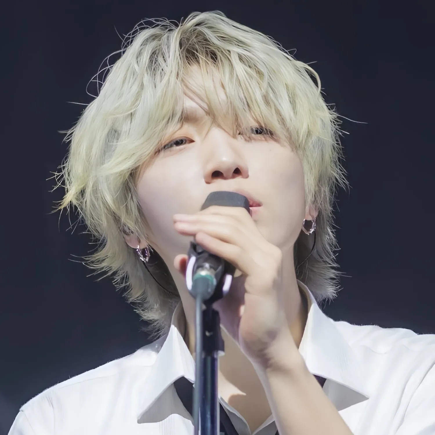 Recent activity shot of Jeong Sewoon