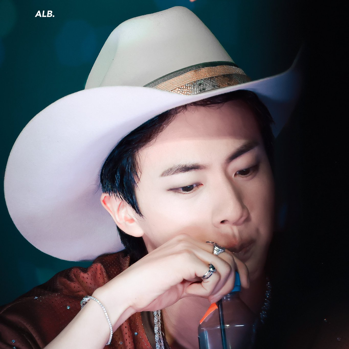진 (방탄소년단)의 최신 사진