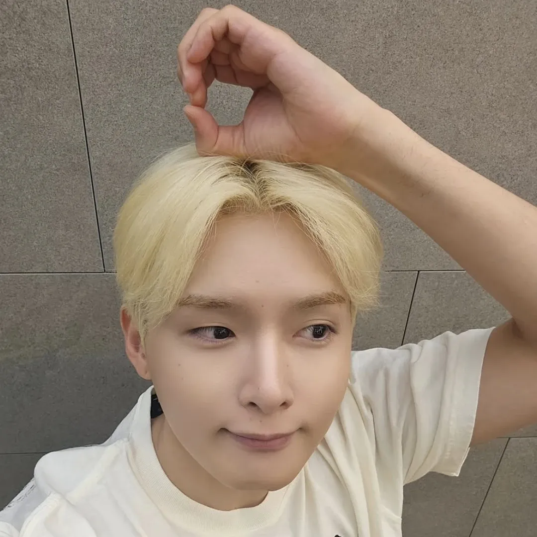 Behind-the-scenes cut of Ryeowook (Super Junior)