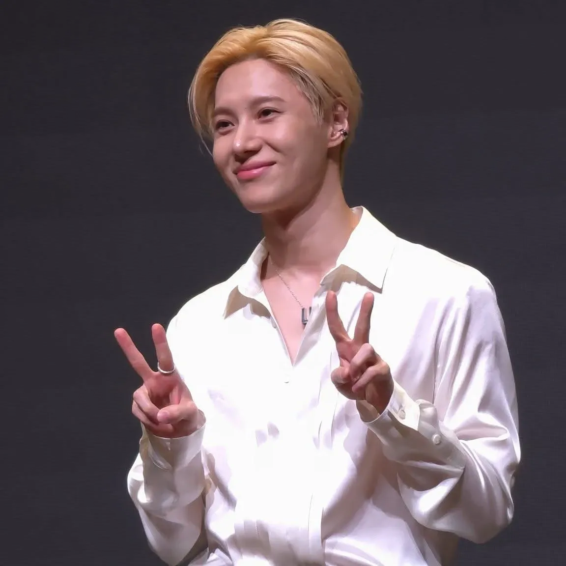 A moment captured by Taemin (SHINee)'s fan