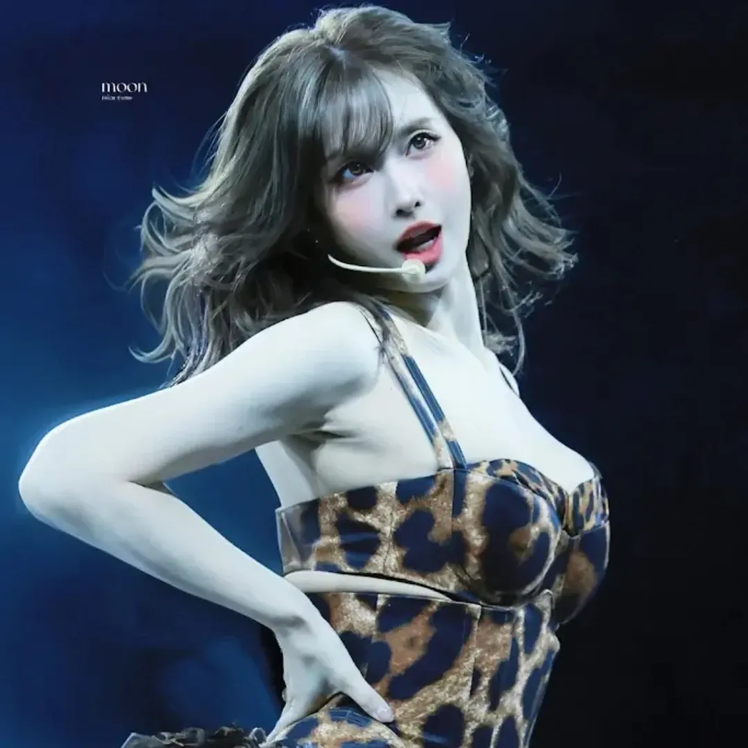 Momo (TWICE)粉絲拍下的瞬間