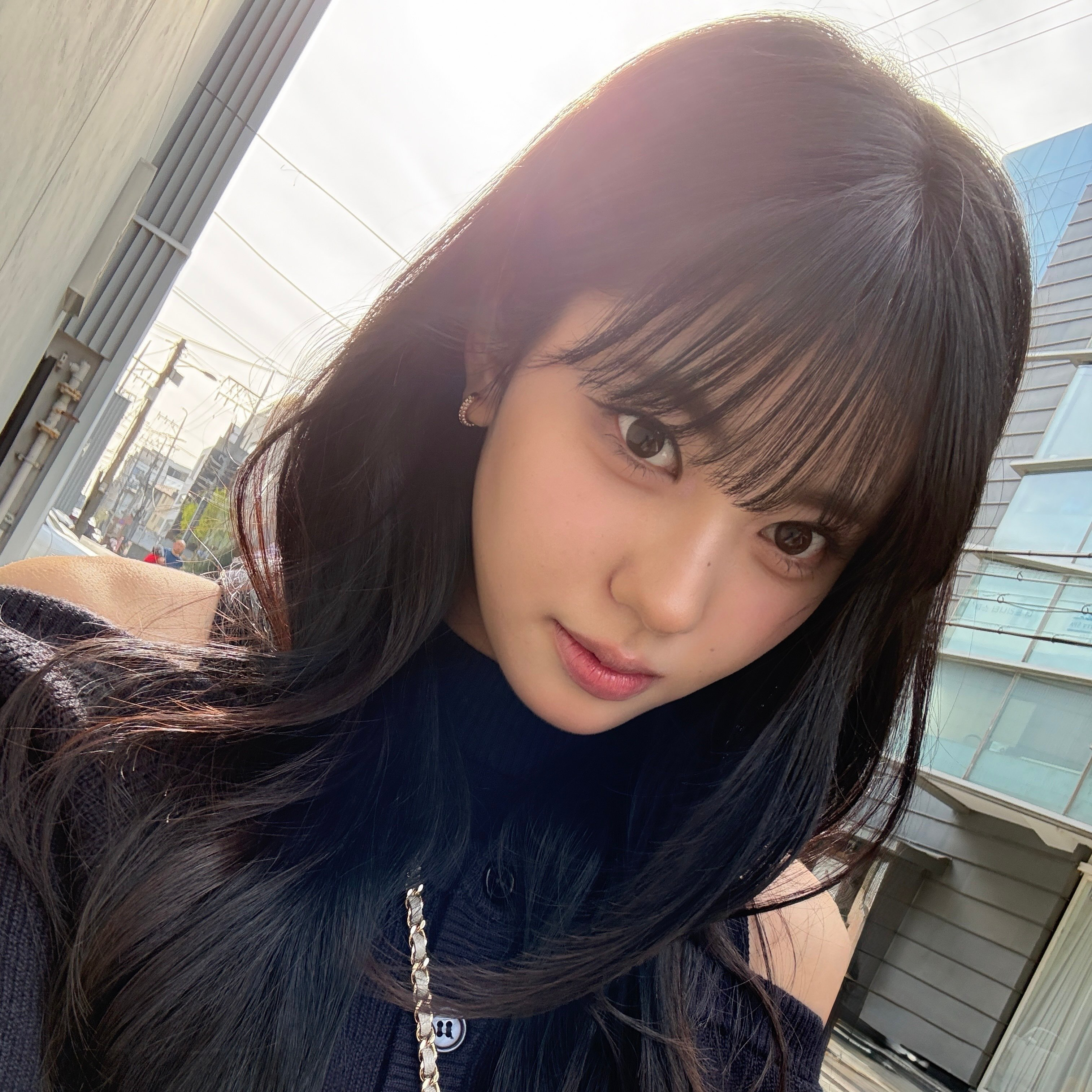 Behind-the-scenes cut of Koko (izna)