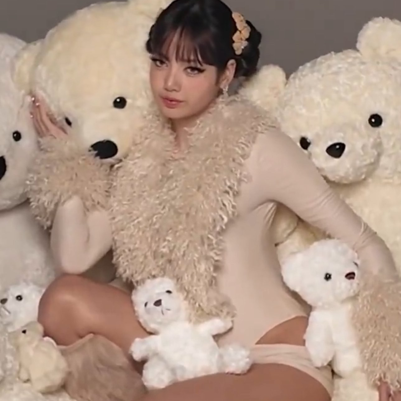 Potret di balik layar Lisa (BLACKPINK)