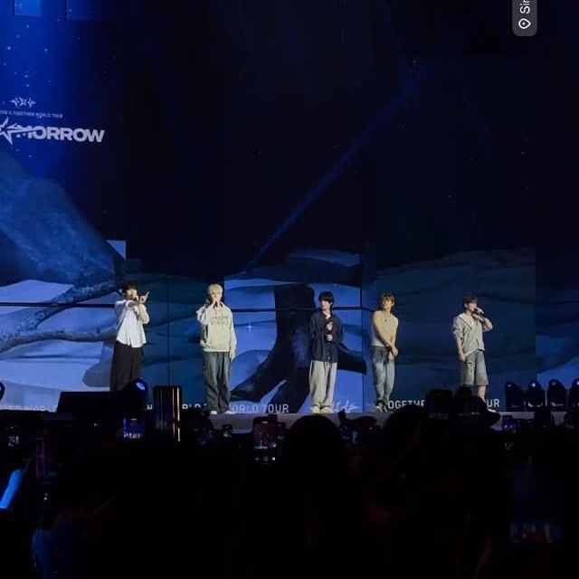 Potret di balik layar TOMORROW X TOGETHER