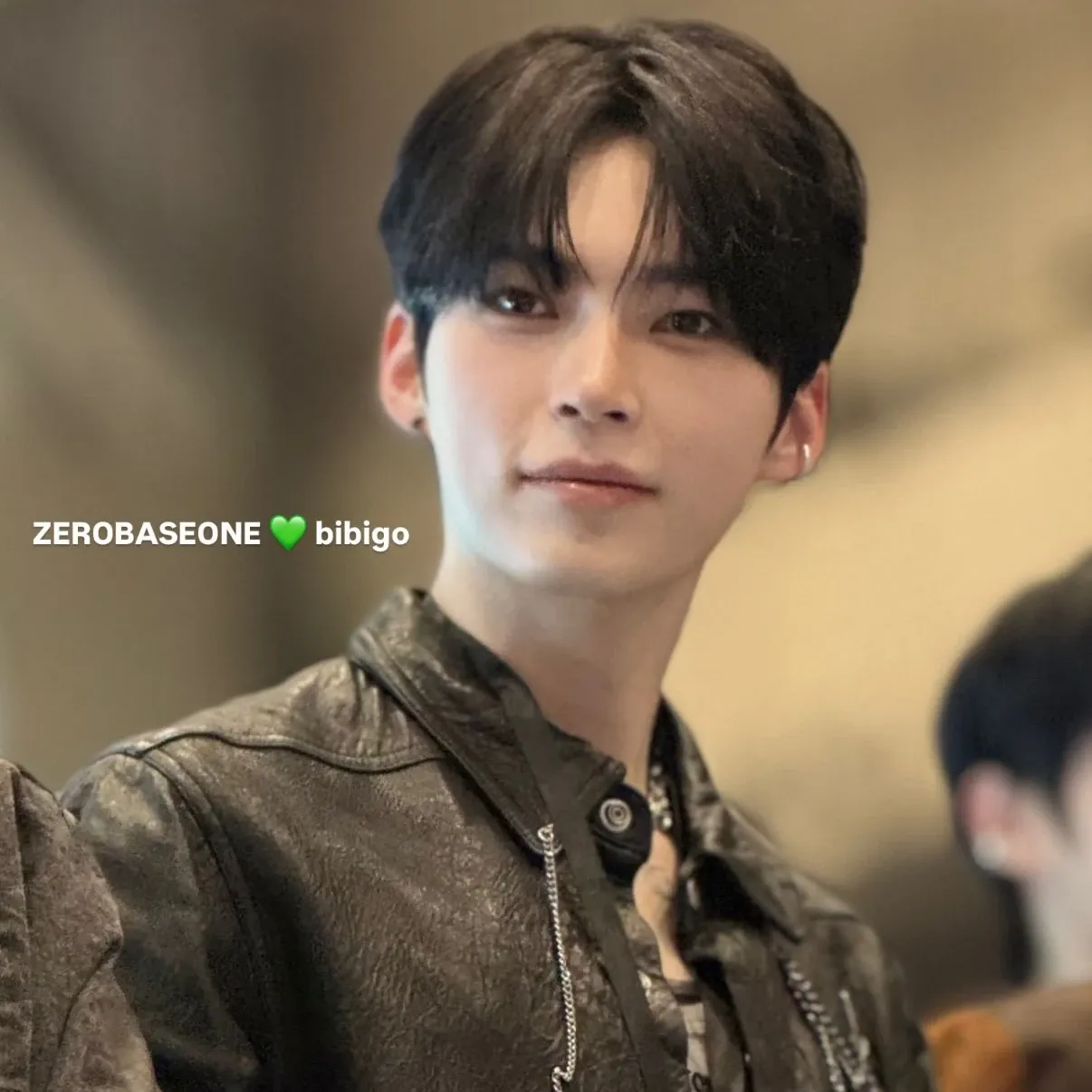 A moment captured by Sung Hanbin (ZEROBASEONE)'s fan