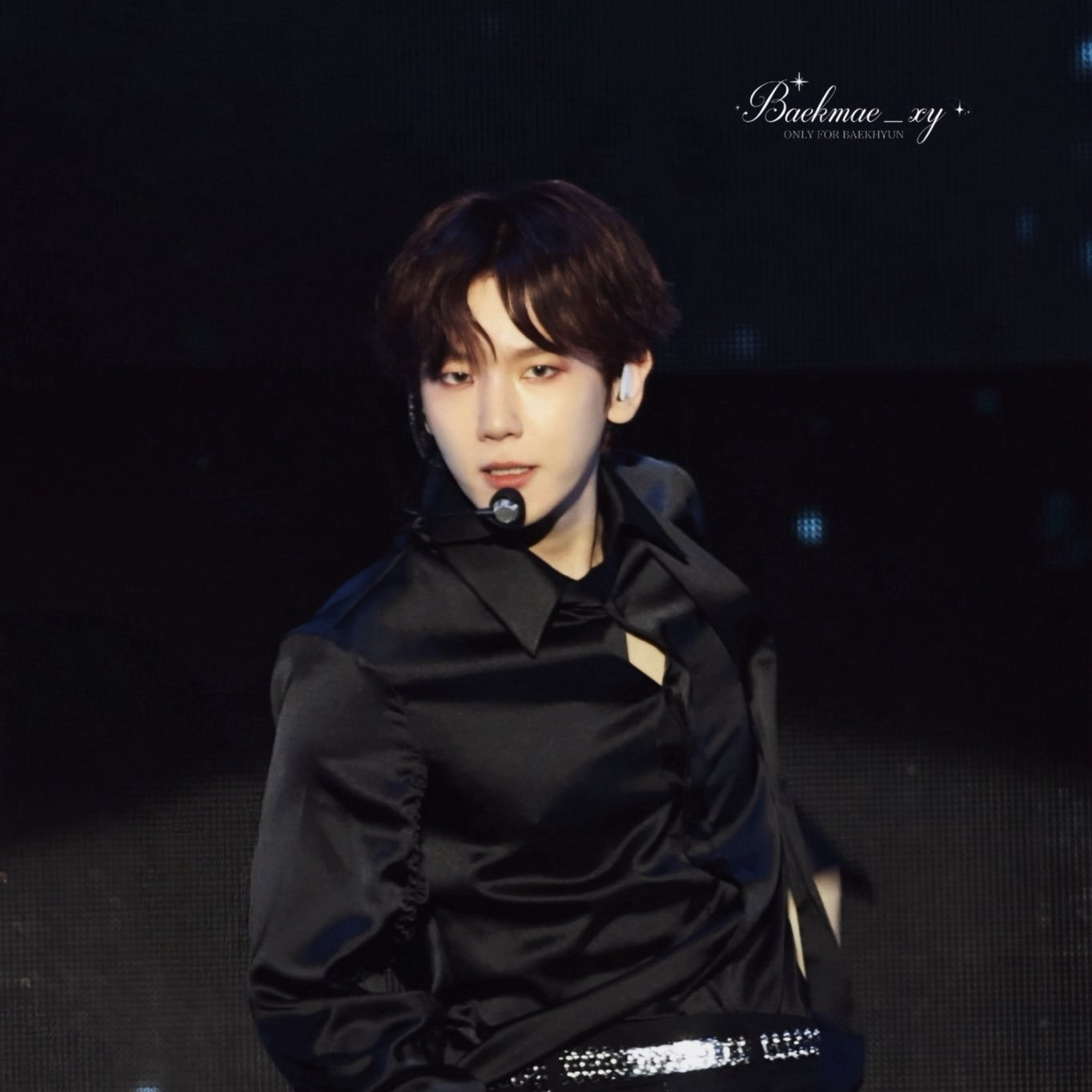 백현 (EXO)의 비하인드 컷