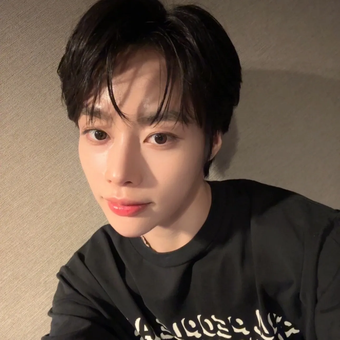 Recent activity shot of Hanbin (TEMPEST)