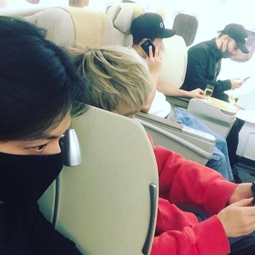 Behind-the-scenes cut of SECHSKIES