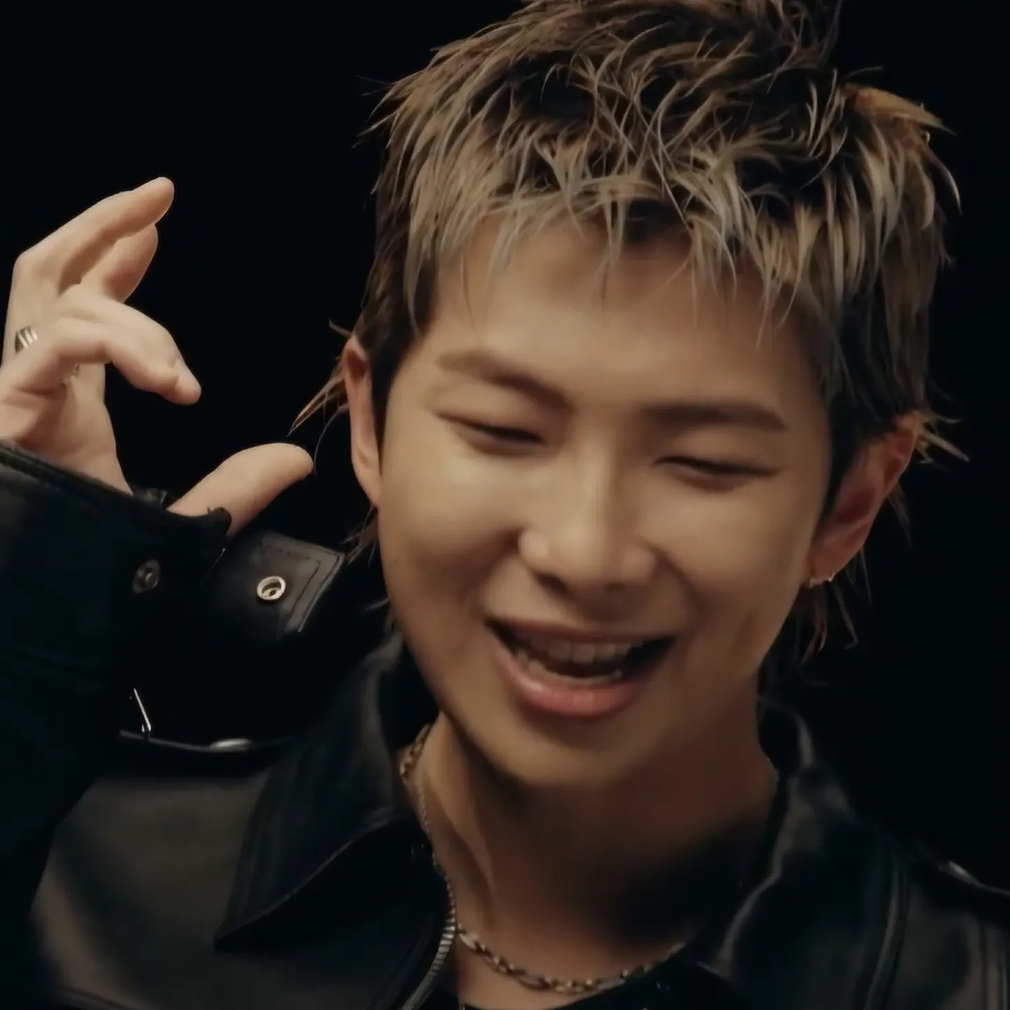 RM (방탄소년단)의 최신 사진