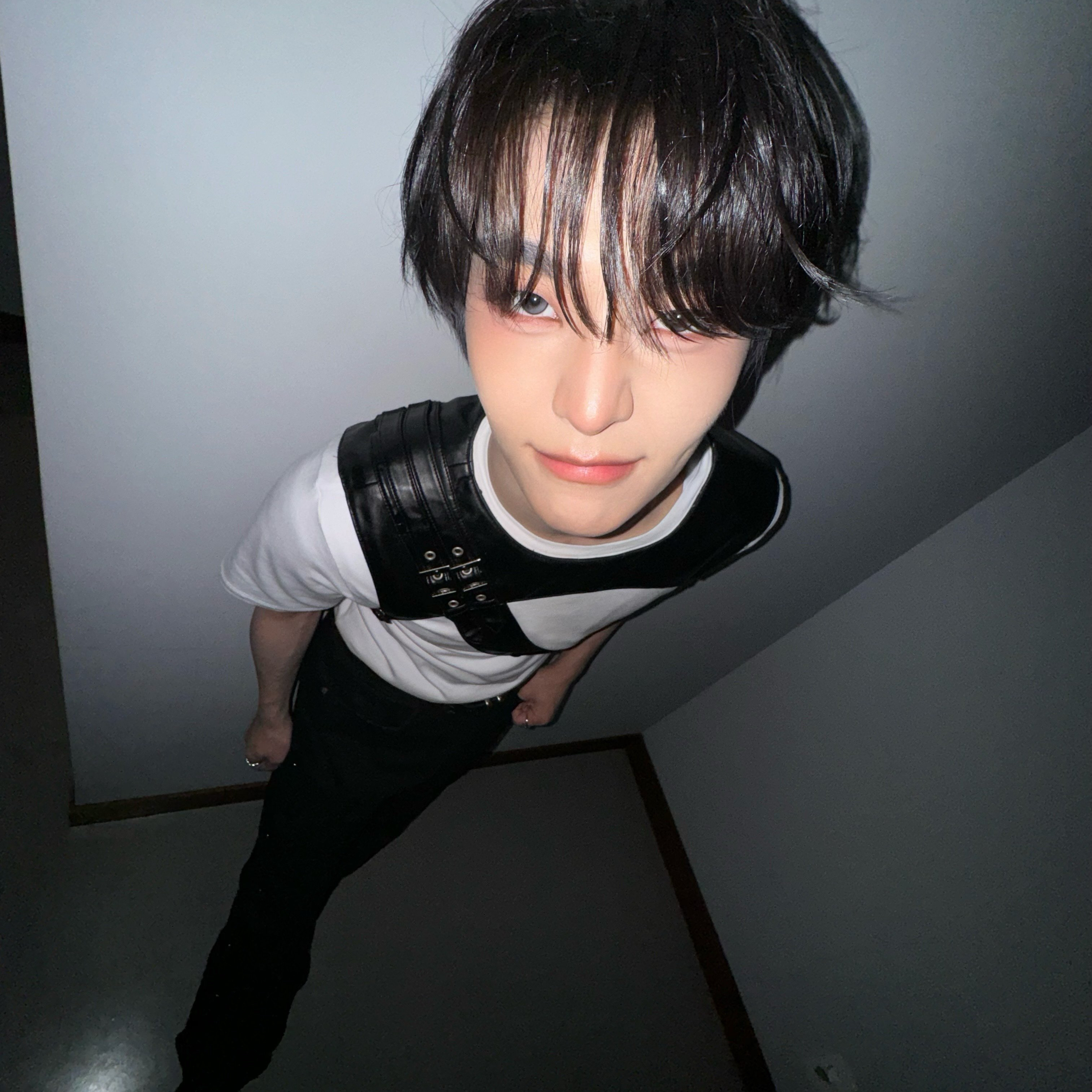 Behind-the-scenes cut of He Xinlong (ALPHA DRIVE ONE)