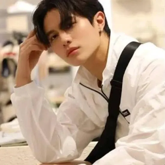 Foto terbaru William (LYKN)