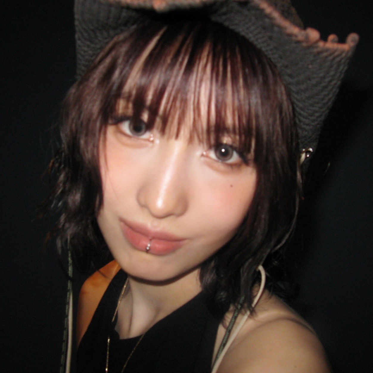 モモ (TWICE)の舞台裏ショット