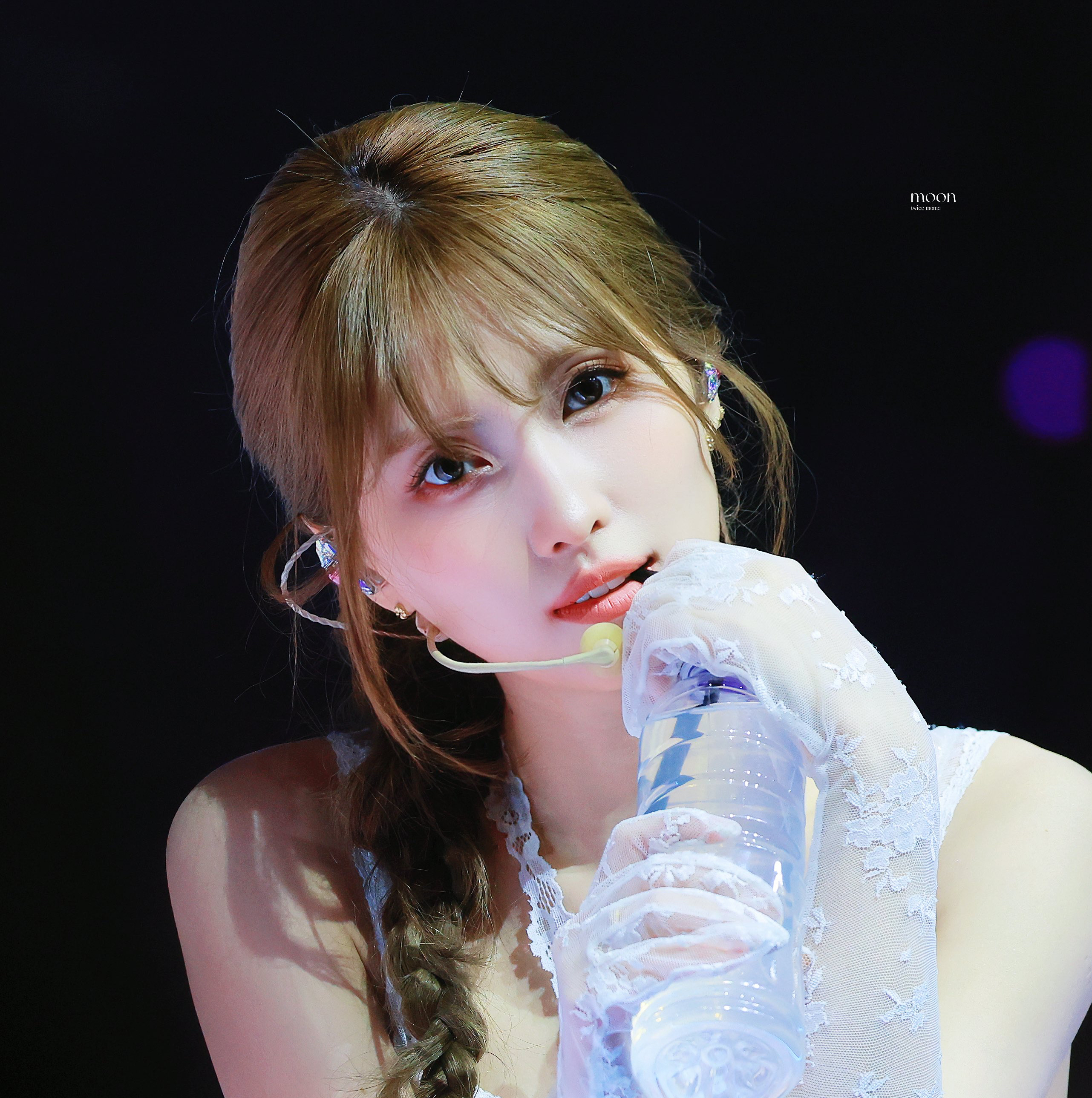 Momo (TWICE)的最新活動照片