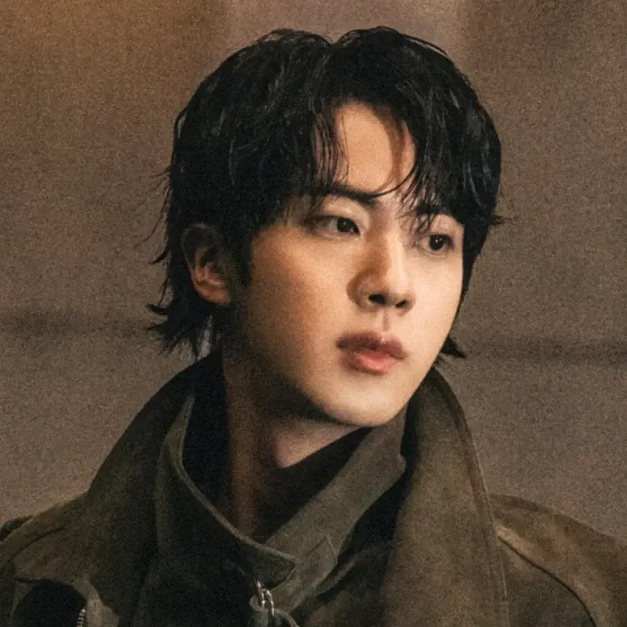 Behind-the-scenes cut of Jin (BTS)