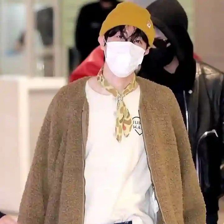 J-hope (防彈少年團)的幕後花絮