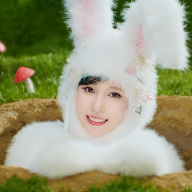 미나 (TWICE)의 최신 사진