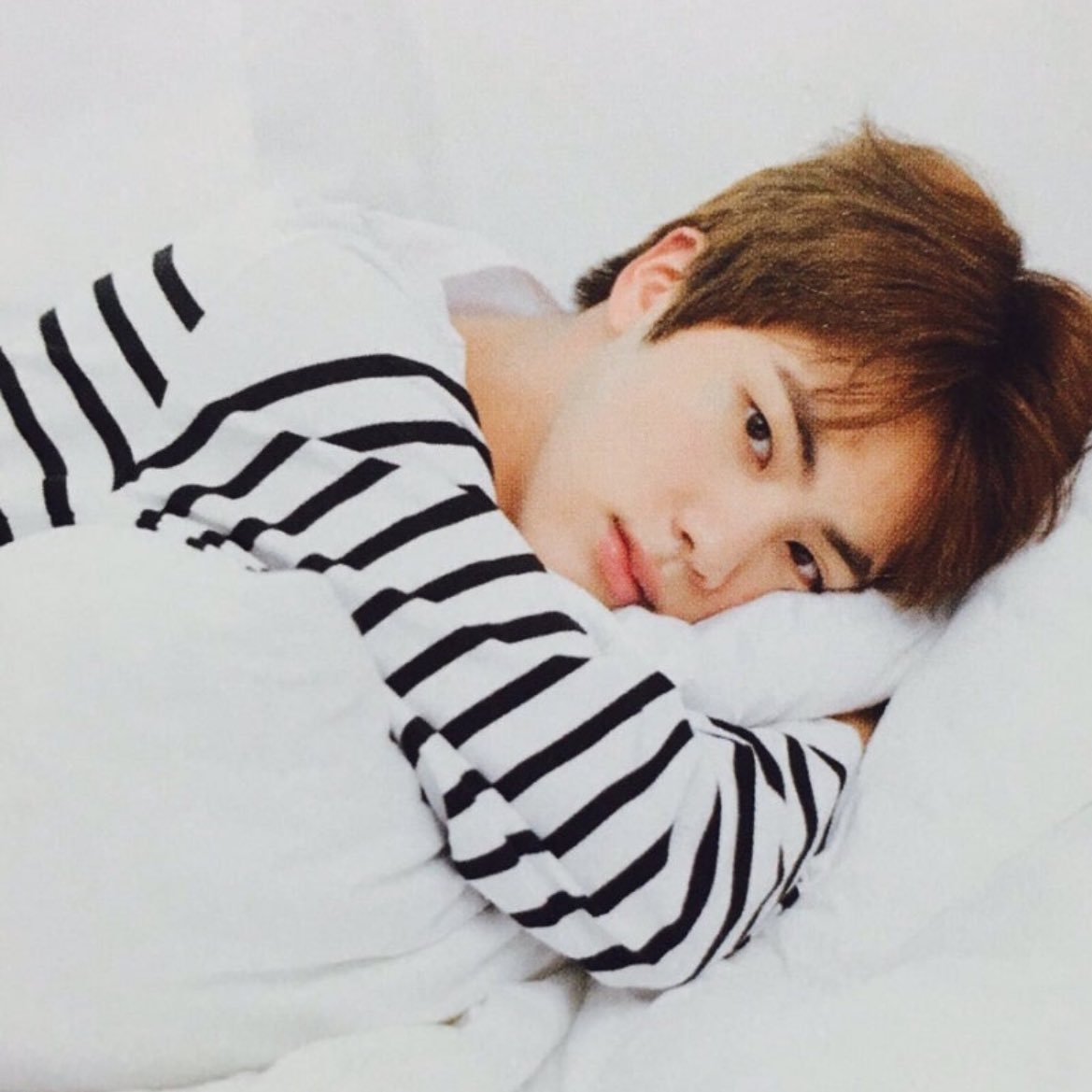 Foto aktivitas terbaru Jin (BTS)