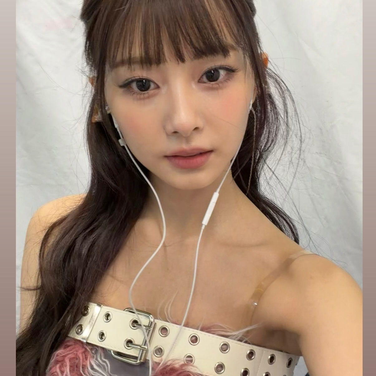 쯔위 (TWICE)의 비하인드 컷