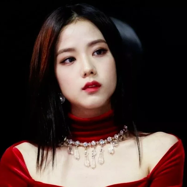 Popular profile picture of Jisoo (HANA) loved by fans