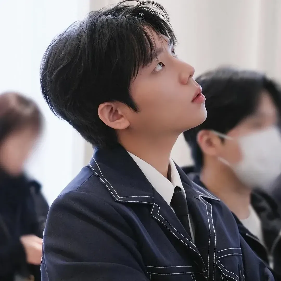 Recent activity shot of Jung Seunghwan