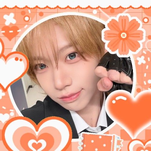 A moment captured by Zhang Shuaibo (AHOF)'s fan