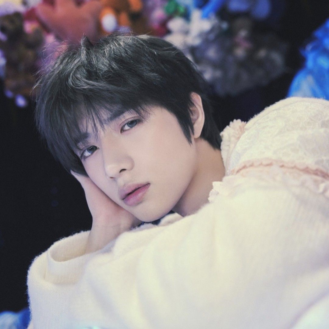 杋圭 (TOMORROW X TOGETHER)粉絲拍下的瞬間