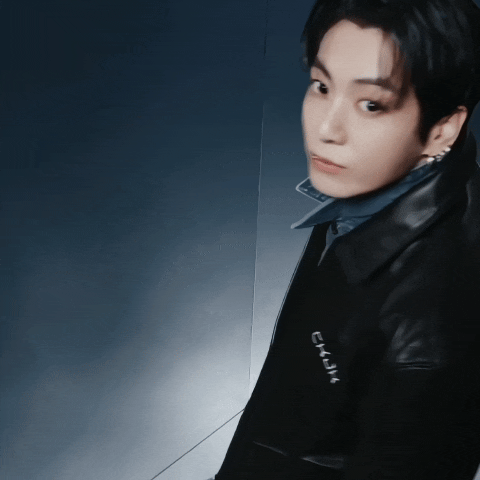 Foto aktivitas terbaru Jungkook (BTS)