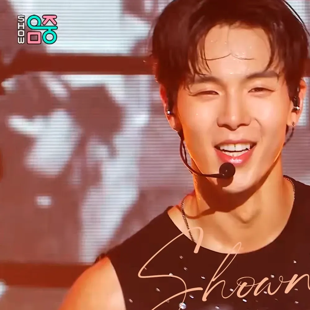 Behind-the-scenes cut of Shownu (MONSTA X)