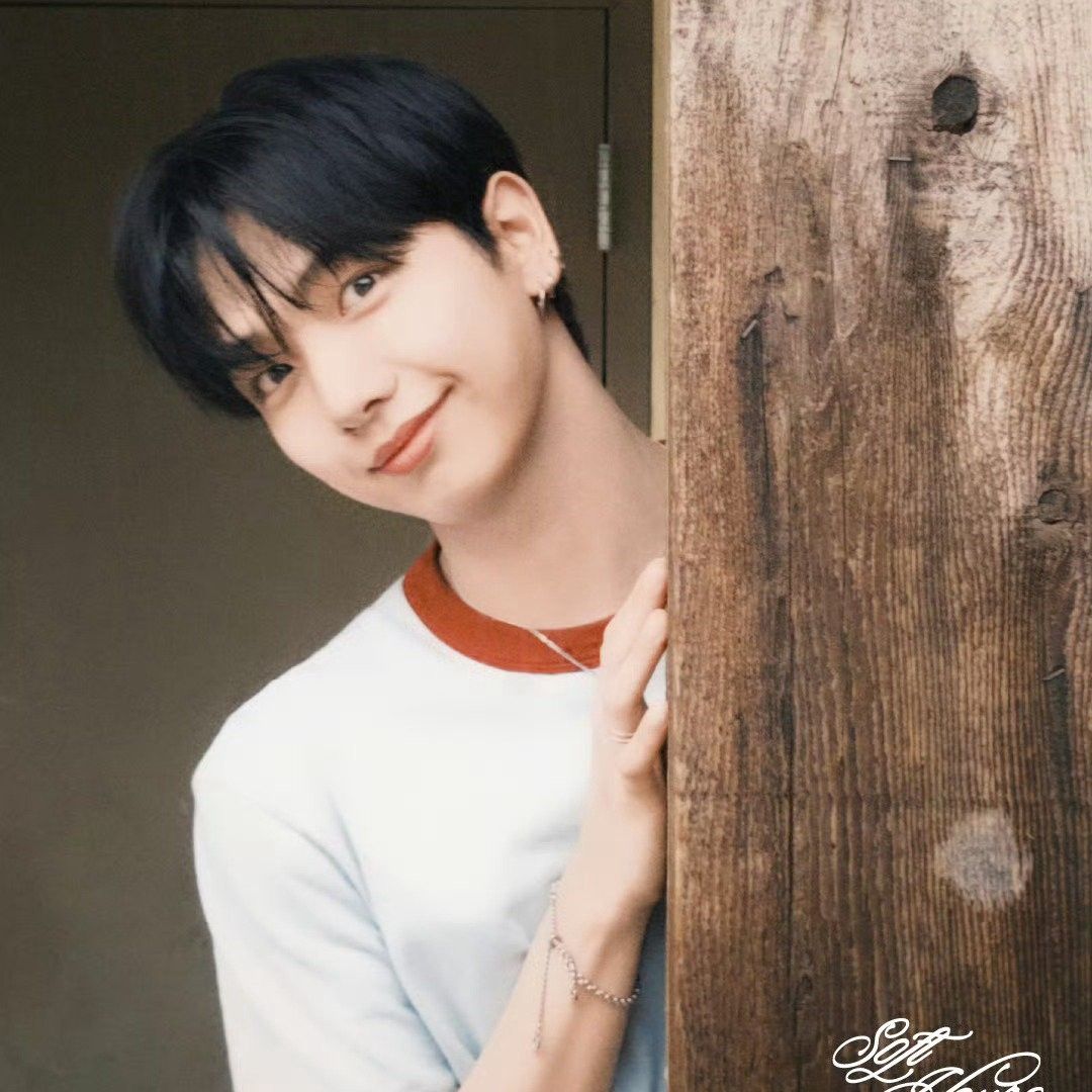 Behind-the-scenes cut of Myeong Jaehyun (BOYNEXTDOOR)