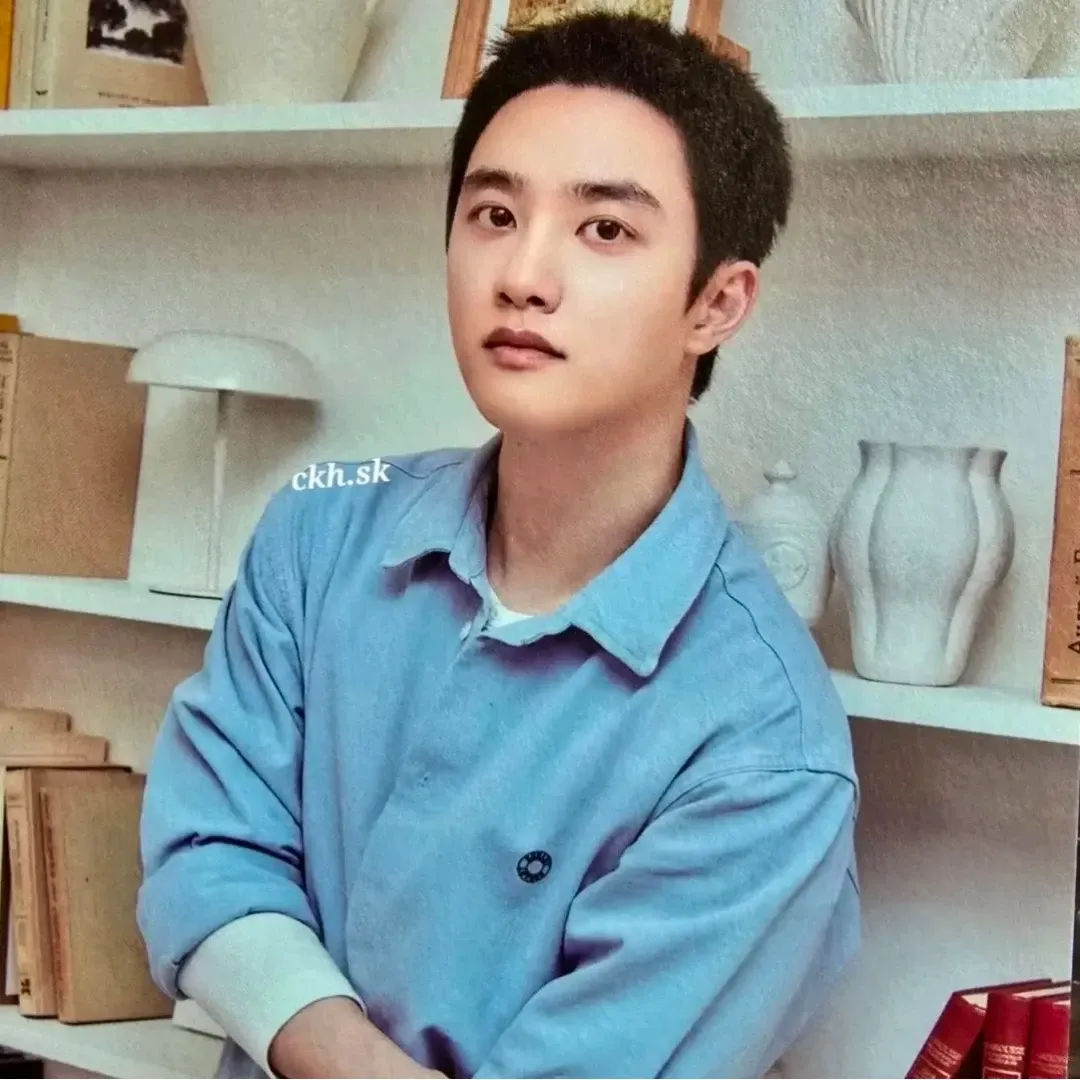 Foto aktivitas terbaru D.O. (EXO)