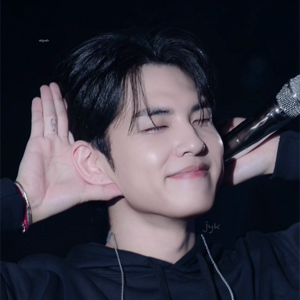 Signature photo of Wonpil (DAY6) capturing their charm