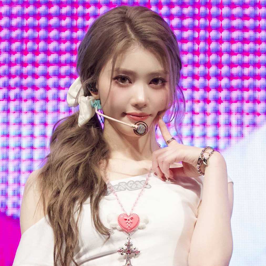 Recent activity shot of Xiao Ting (Kep1er)
