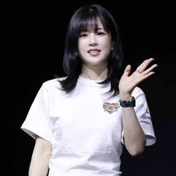 Popular profile image of Park Chorong (Apink) selected by votes