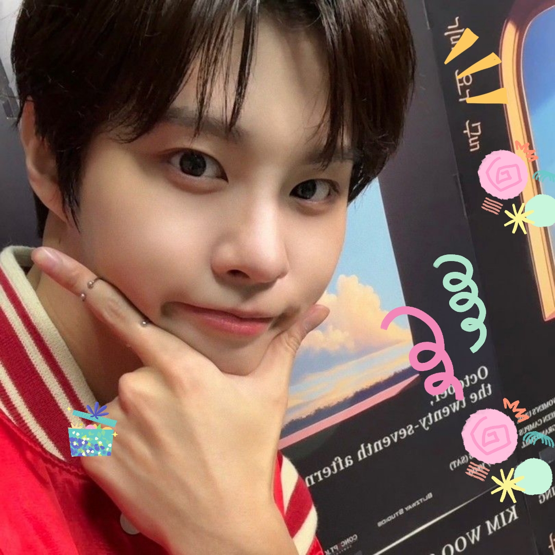 Recent activity shot of Kim Wooseok