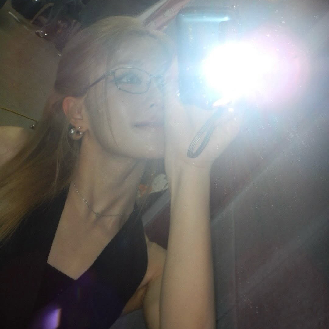 Behind-the-scenes cut of Xiao Ting (Kep1er)