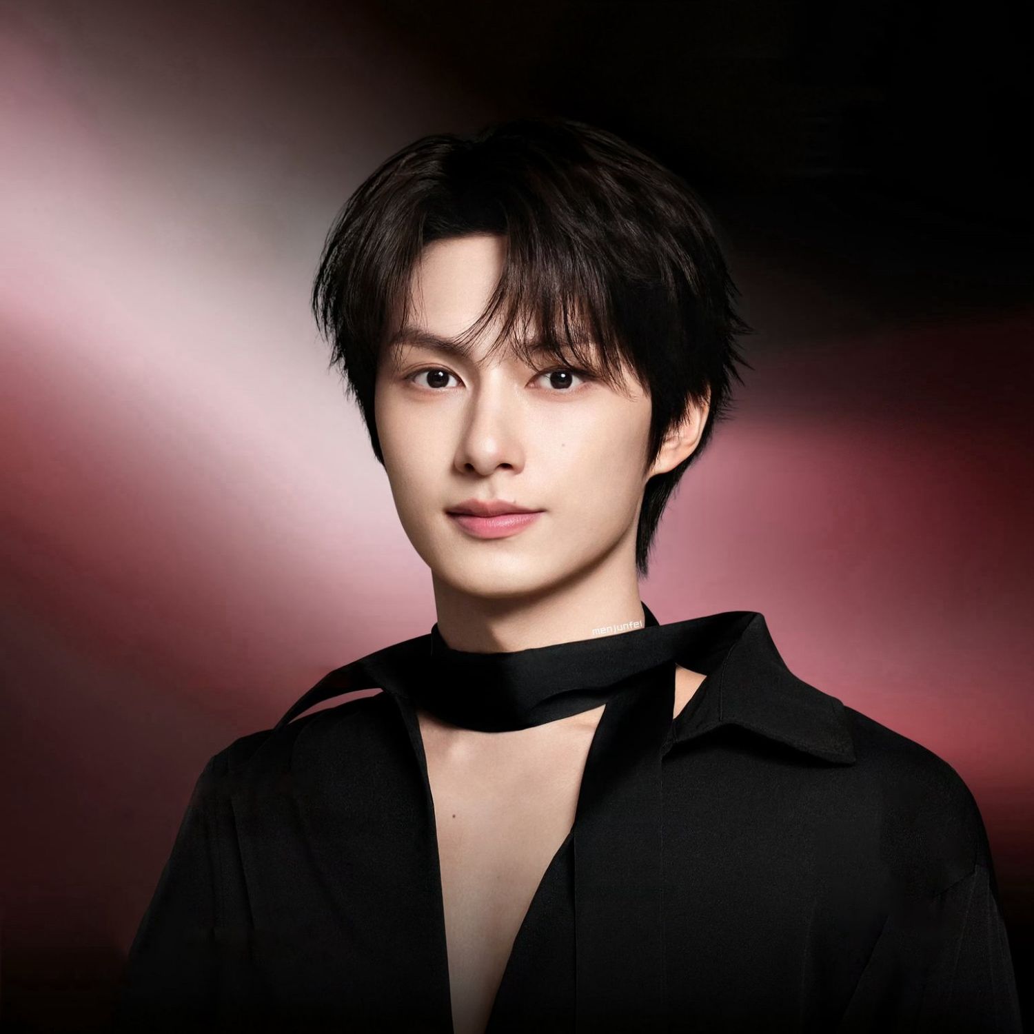 Recent activity shot of Jun (SEVENTEEN)