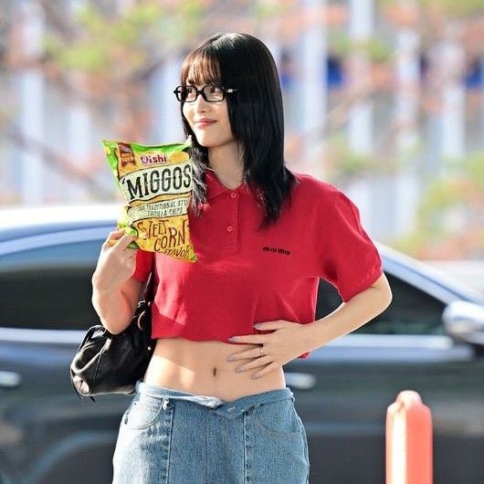 모모 (TWICE) 최근 활동샷