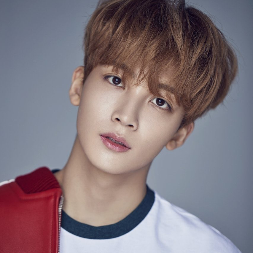 Recent activity shot of Jeonghan (SEVENTEEN)