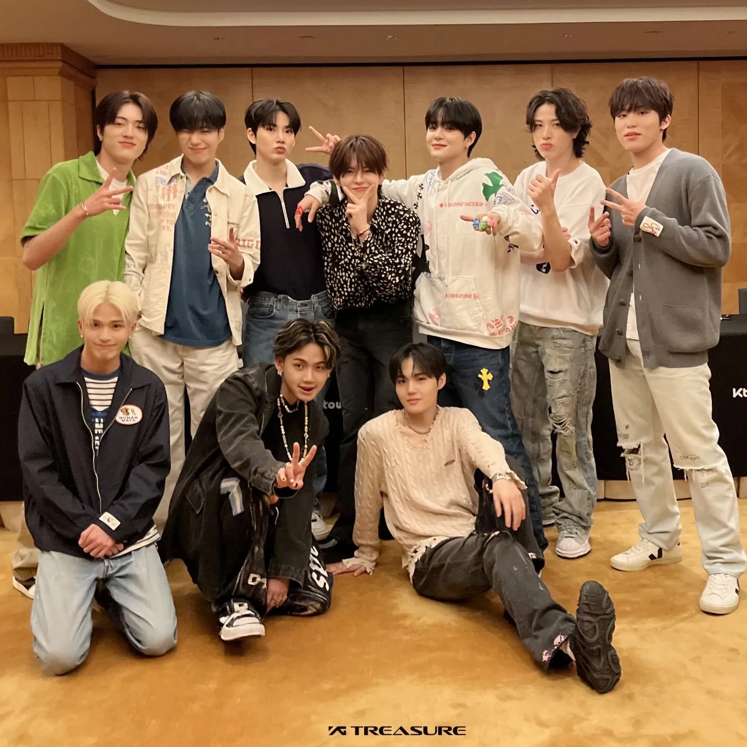 Recent activity shot of TREASURE