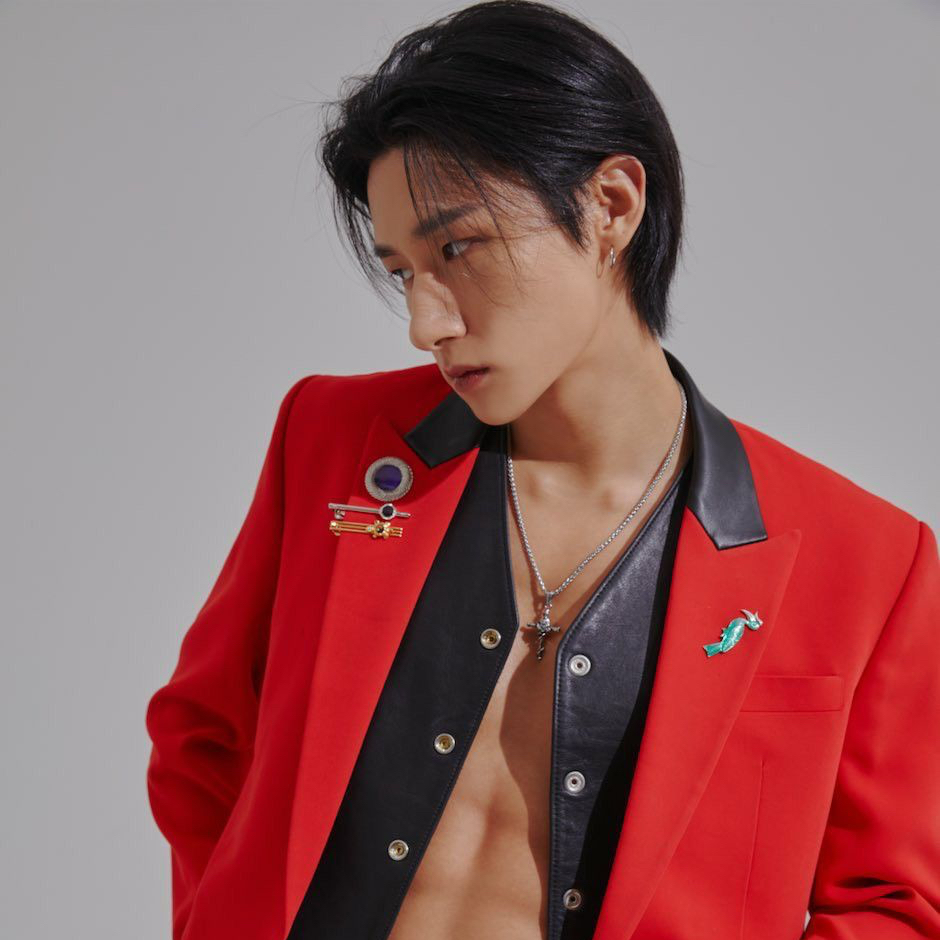 Behind-the-scenes cut of MONSTA X