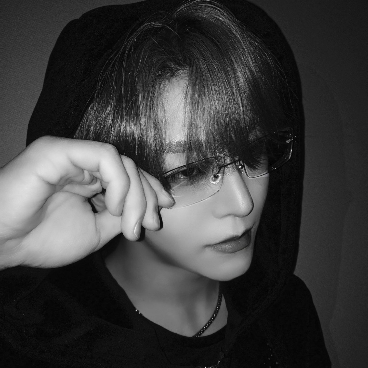 A moment captured by He Xinlong (ALPHA DRIVE ONE)'s fan