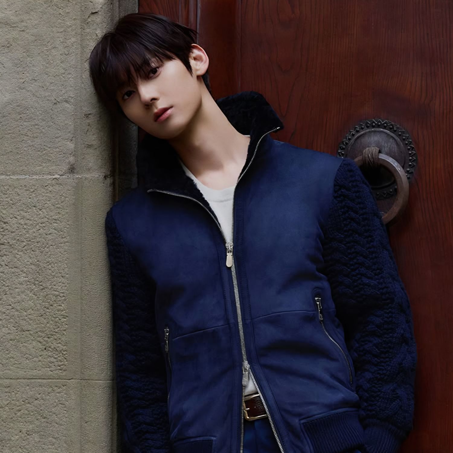 황민현의 비하인드 컷