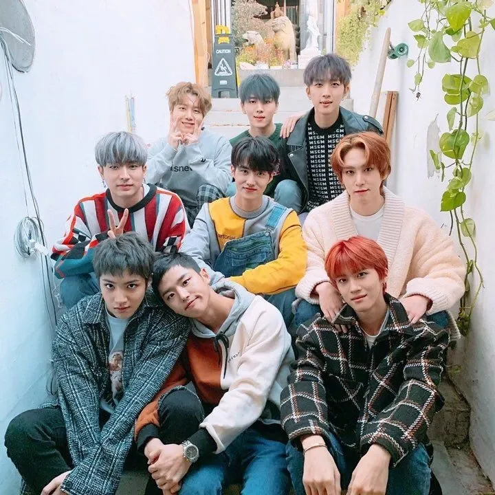 Latest photo of PENTAGON