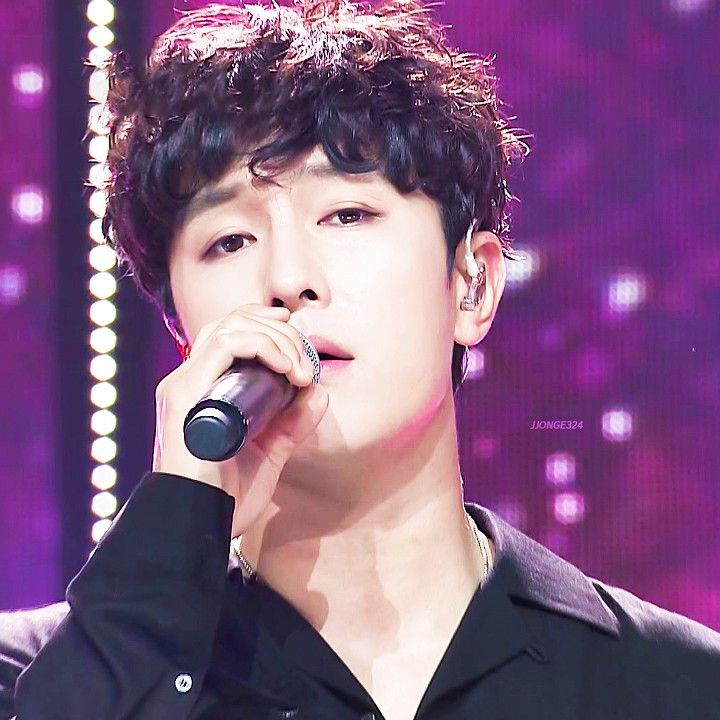 Recent activity shot of Kim Dongwan (SHINHWA)