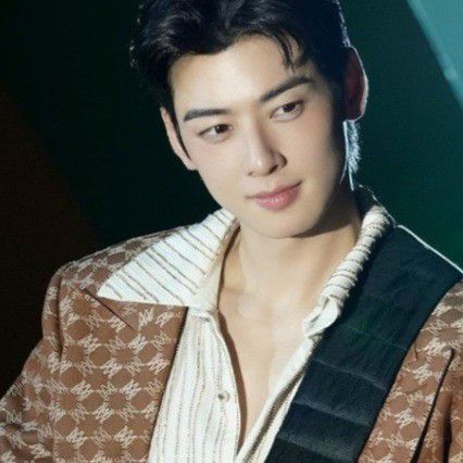 Recent activity shot of Eunwoo (ASTRO)