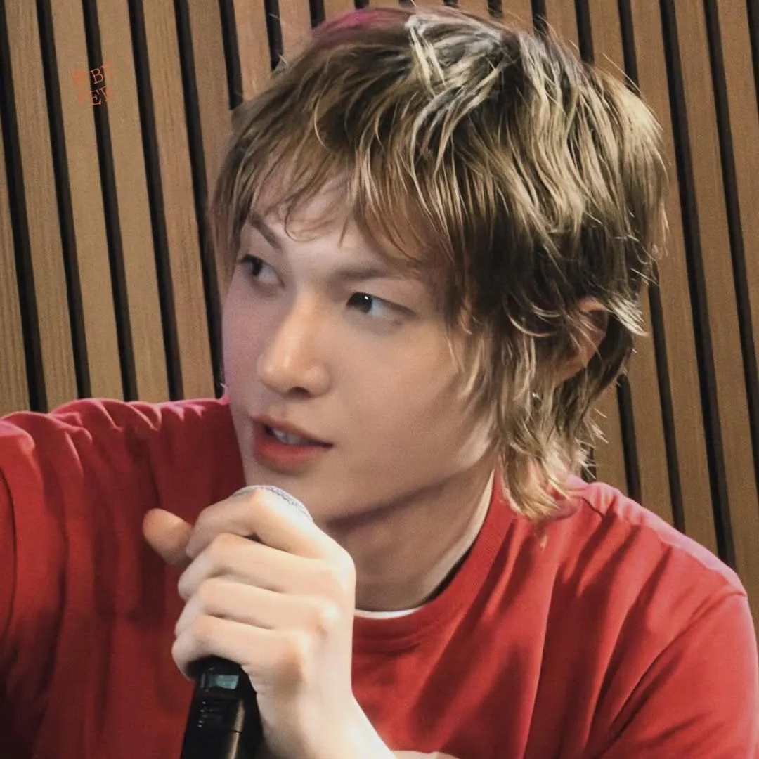 Behind-the-scenes cut of Martin (CORTIS)