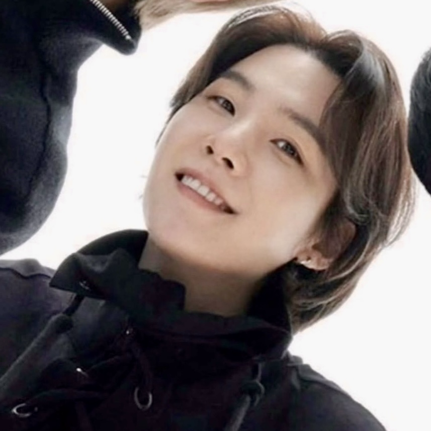 Foto terbaru SUGA (BTS)