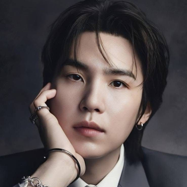 SUGA (BTS)の舞台裏ショット