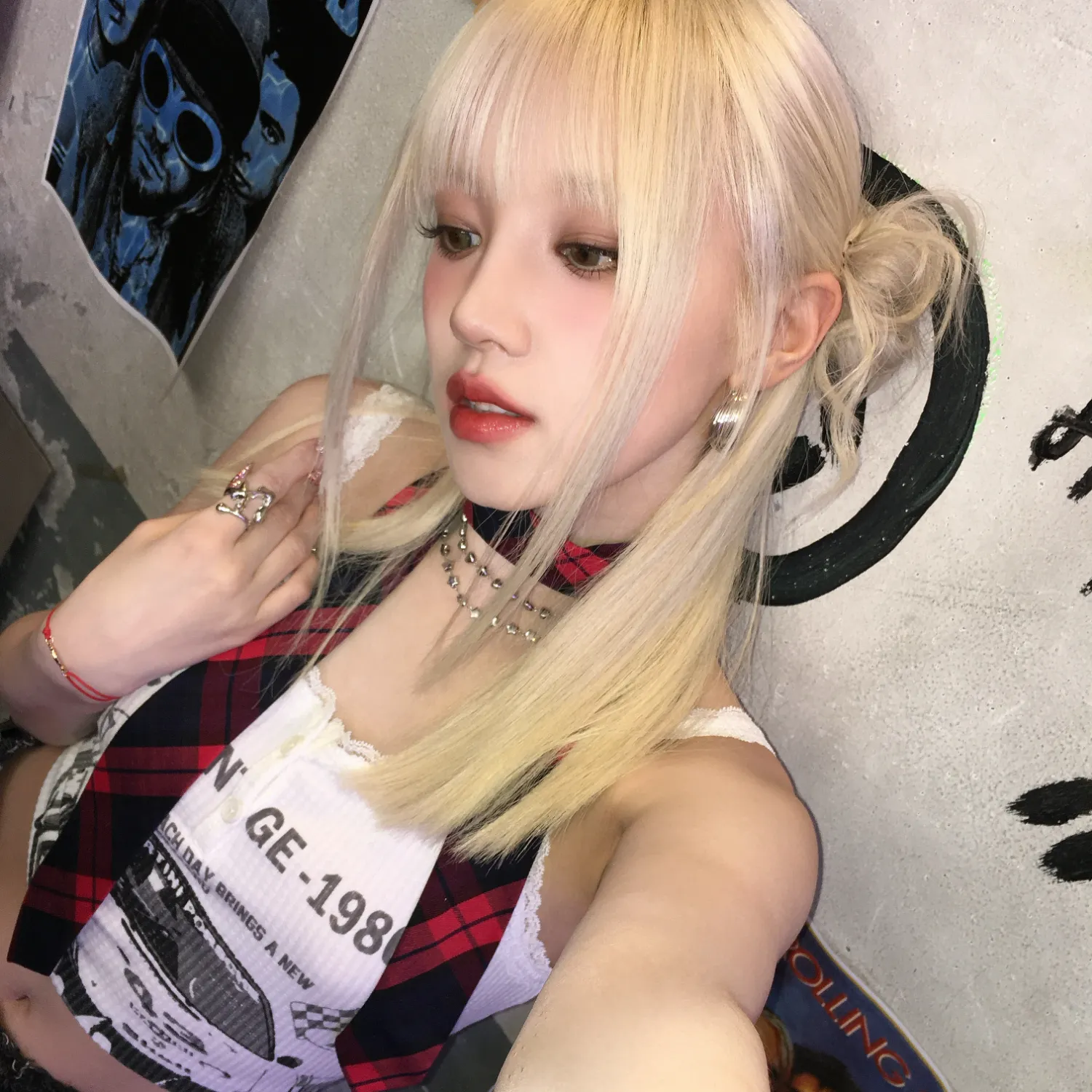 Potret di balik layar Yuqi (i-dle)