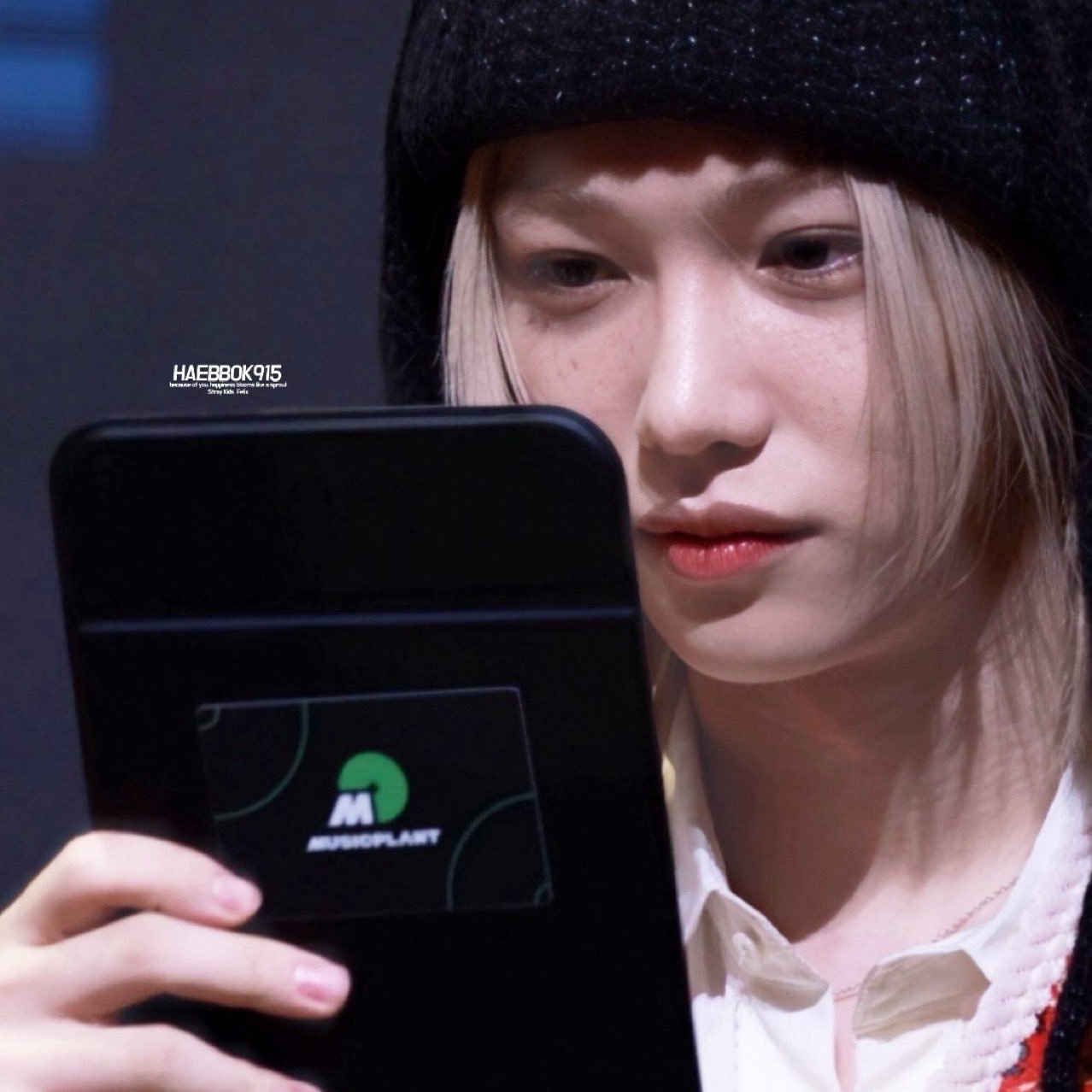 Recent activity shot of Felix (Stray Kids)